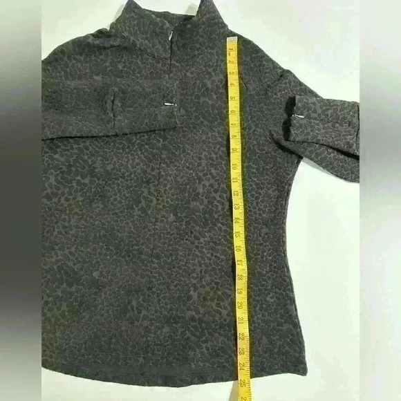 LUCY Cheetah Print 1/2 Zip Pullover Sweater - Picture 3 of 8